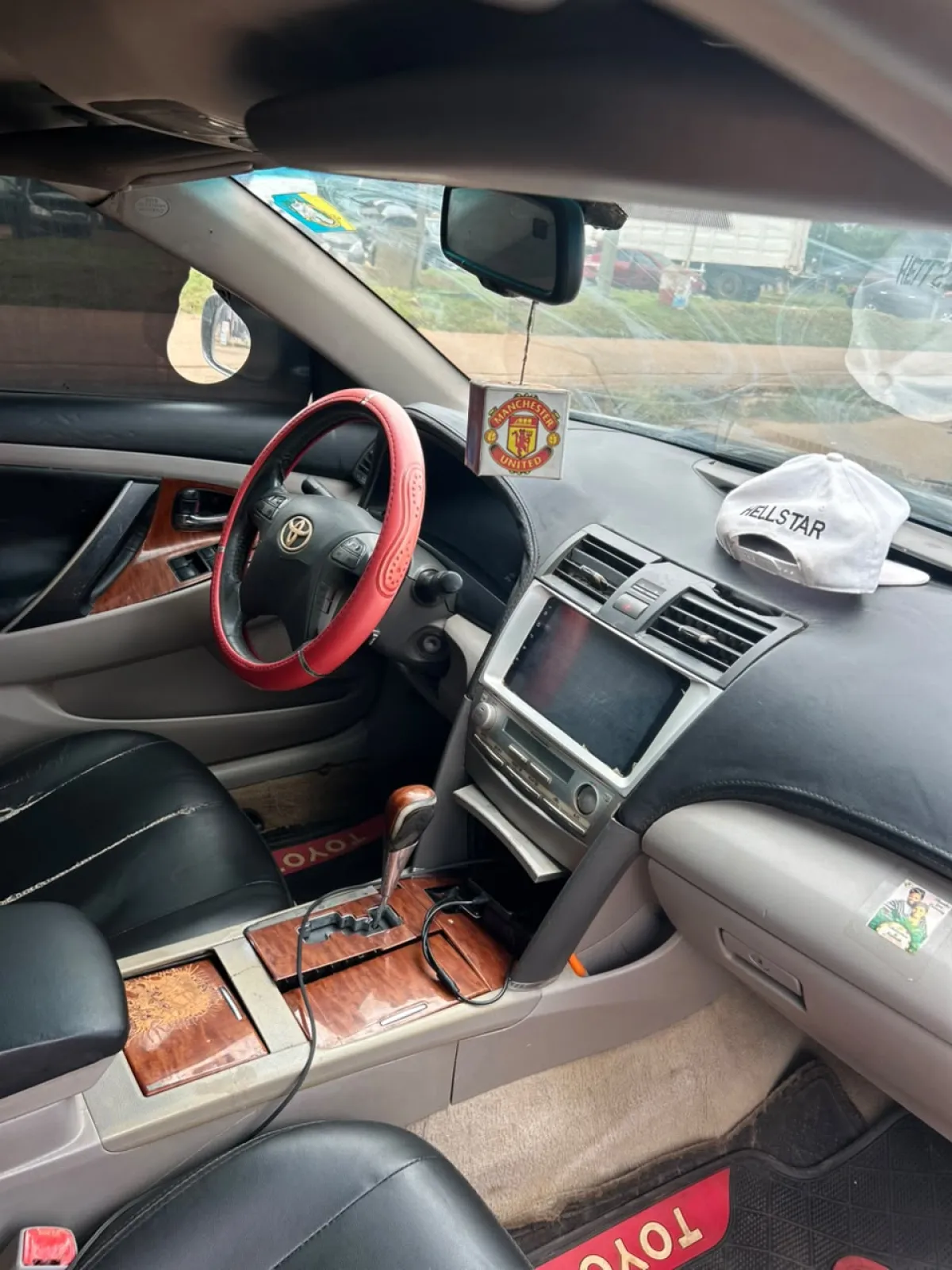Car - Image 3