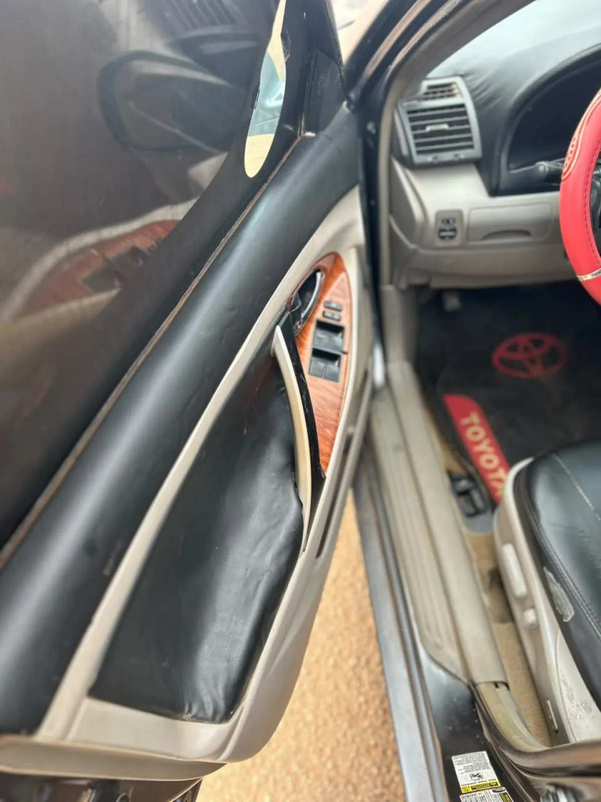 Car - Image 6