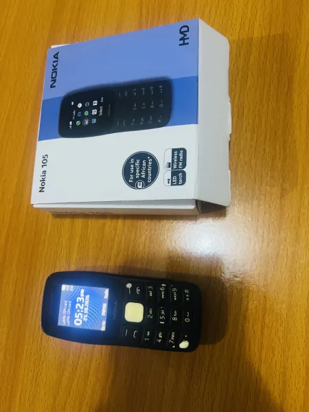 Black Nokia 105