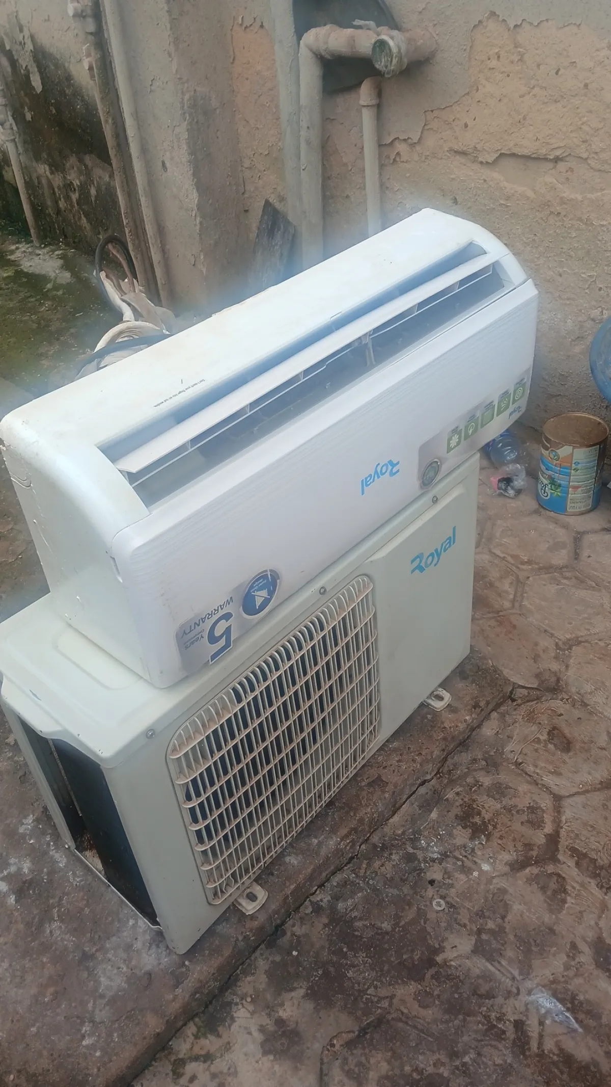 Royal AC - Image 2