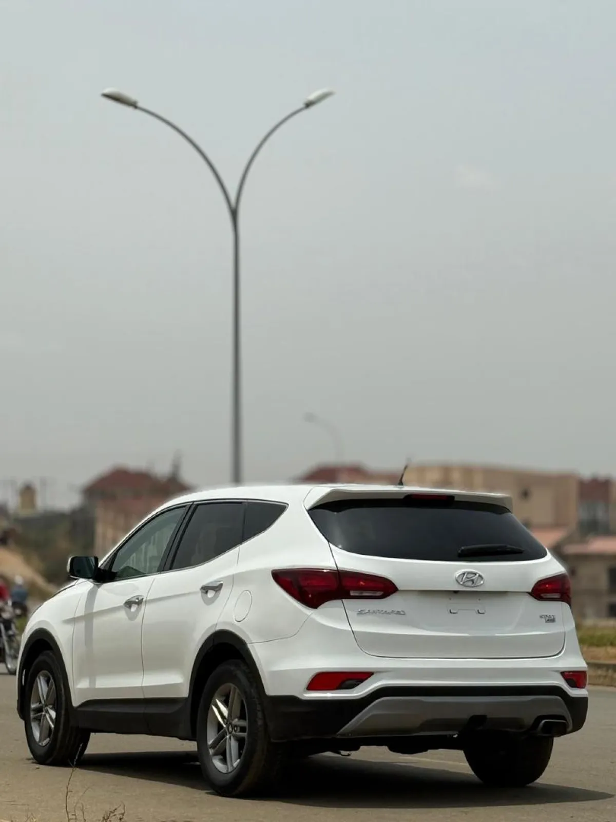 Hyundai santa fe sport - Image 9