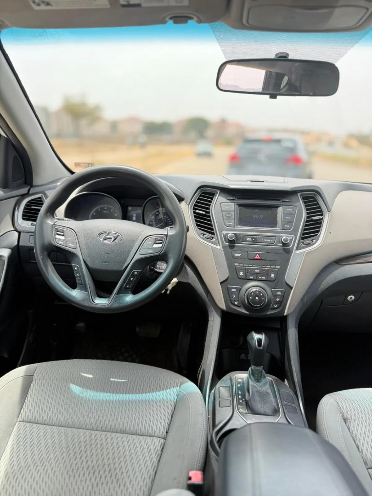 Hyundai santa fe sport - Image 10