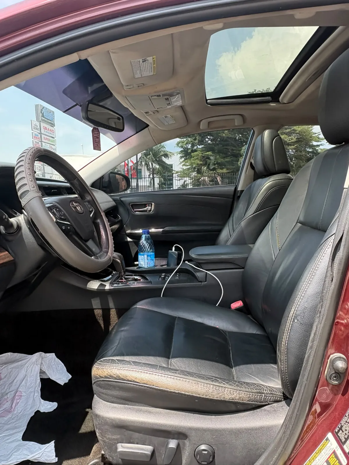 Good deal two untis. ///registered toyota avalon 2014 xle full options su - Image 7