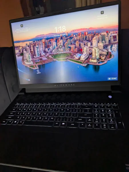 Alienware M18 R2