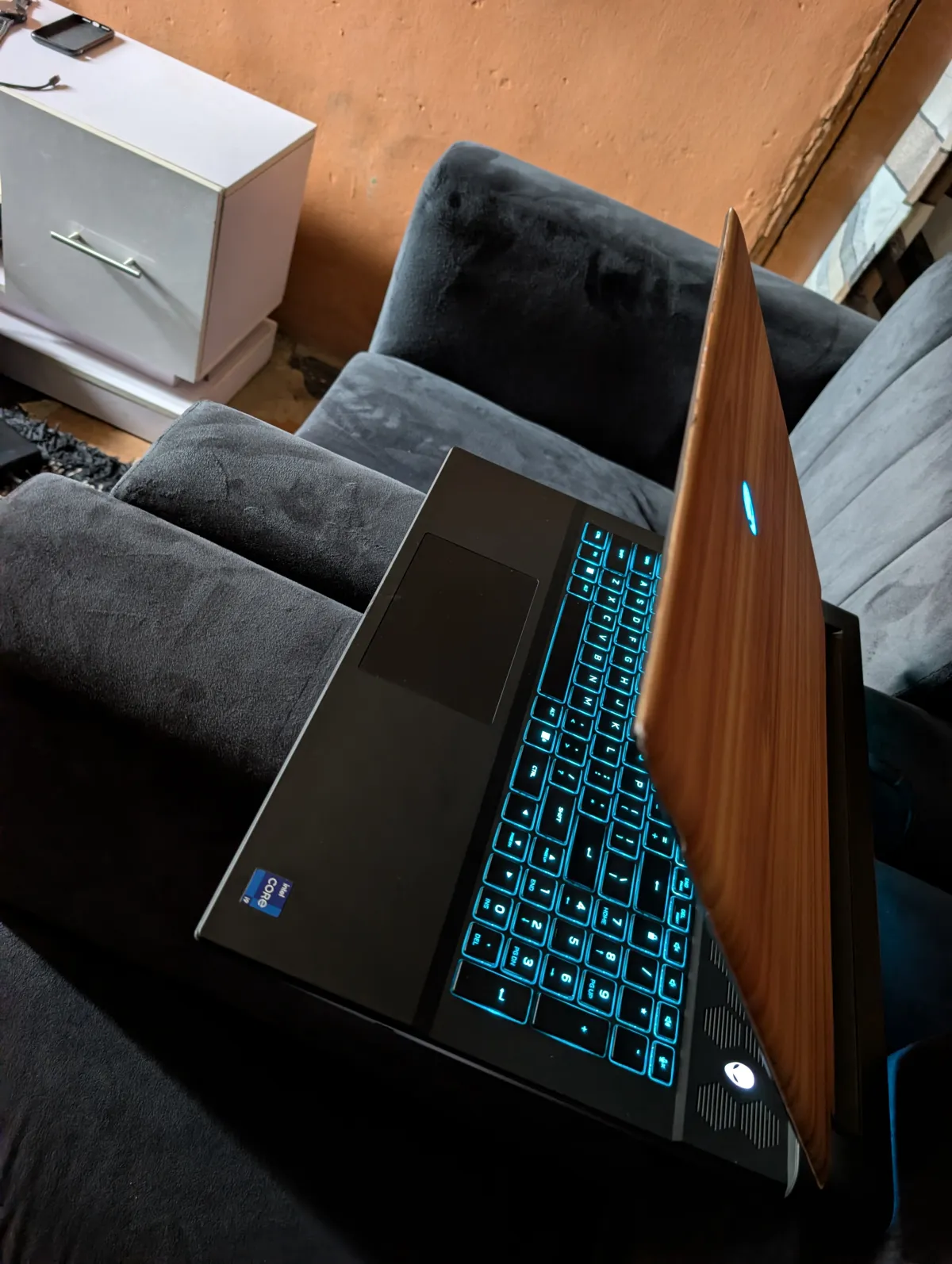 Alienware M18 R2 - Image 5