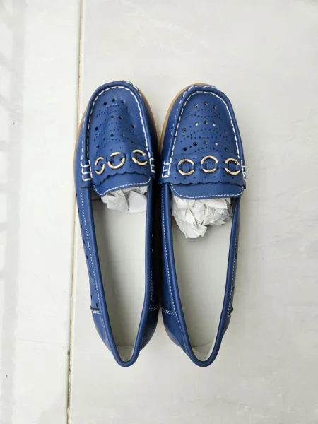 Women's perforated blue loafers