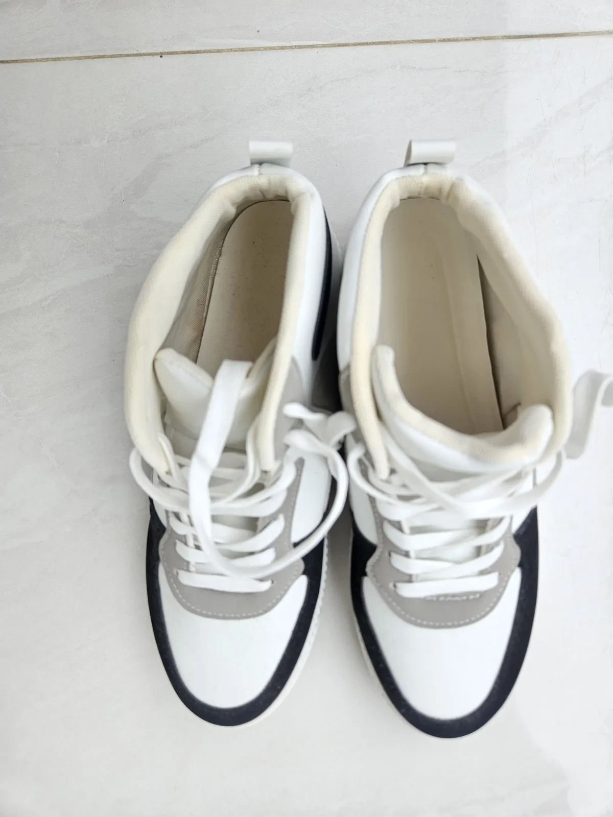 White and black high top sneakers - Image 2