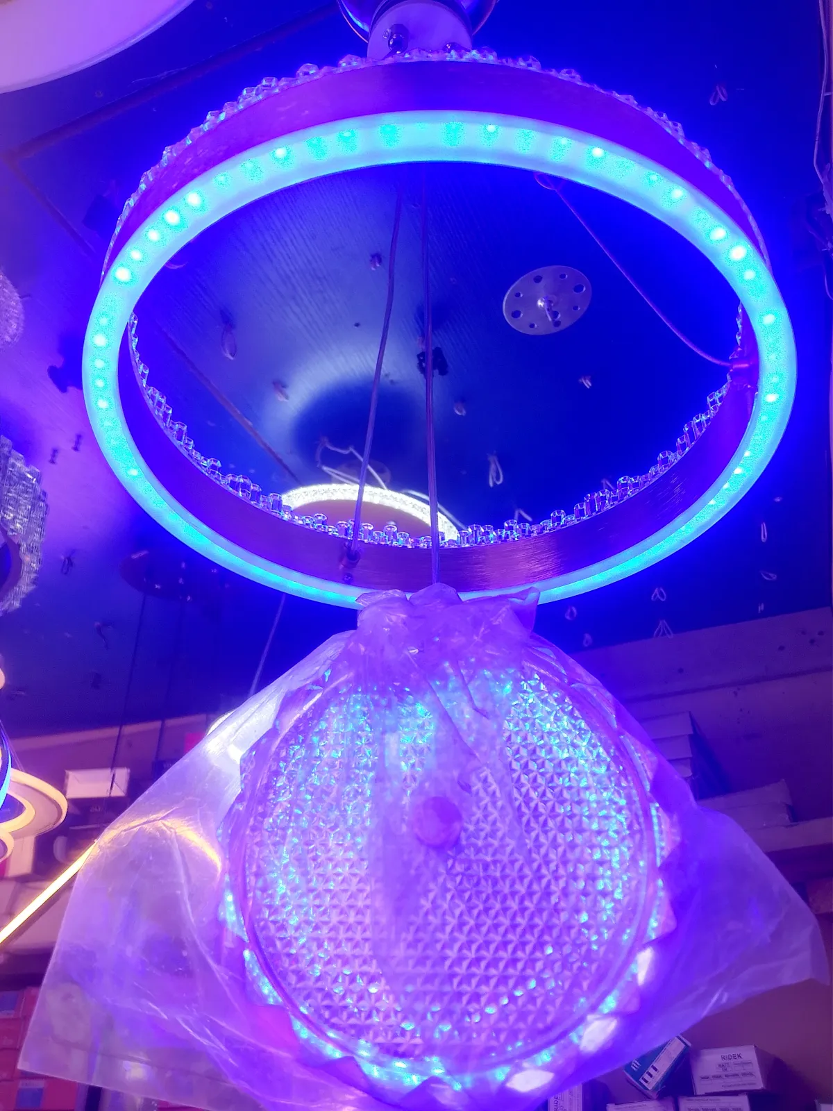 Simple DropLed Light Chandelier - Image 2