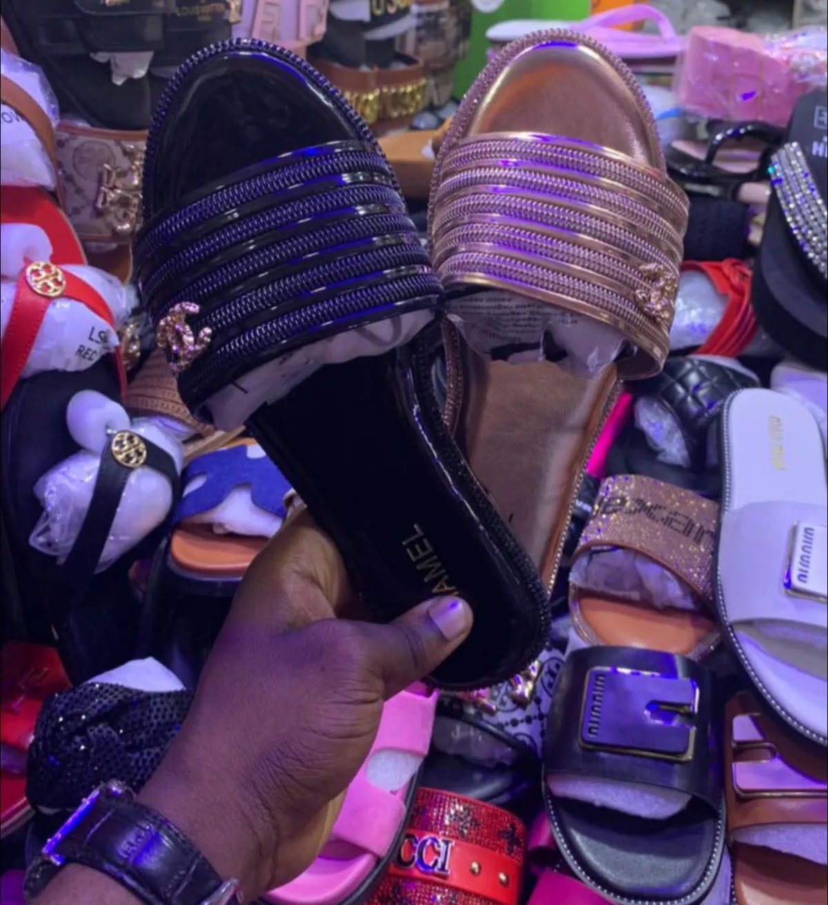 Leather slippers - Image 5