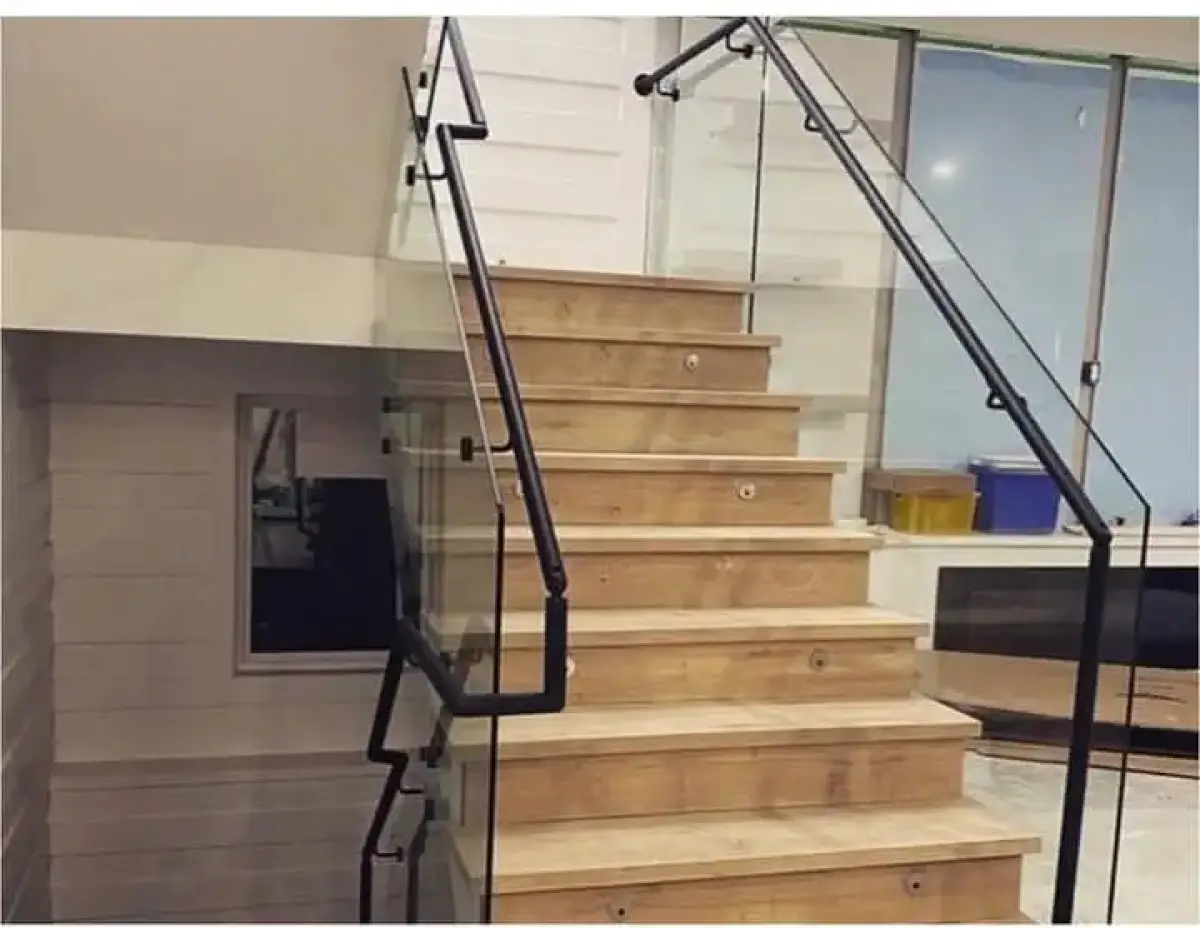 Aluminum Windows and door's Repair maintainance - Image 3