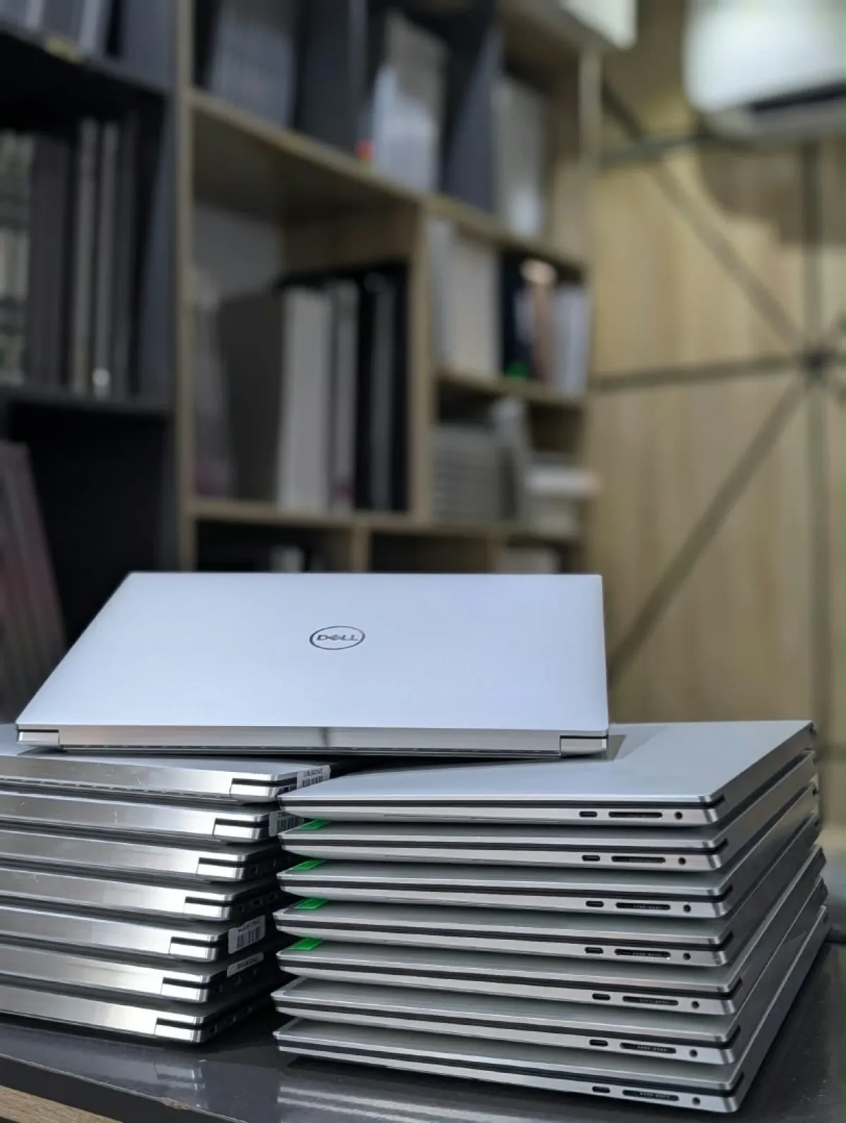 DELL XPS 13 930513. 4 FHD TOUCHSCREEN Display11th Gen Intel Core i7-11 - Image 2