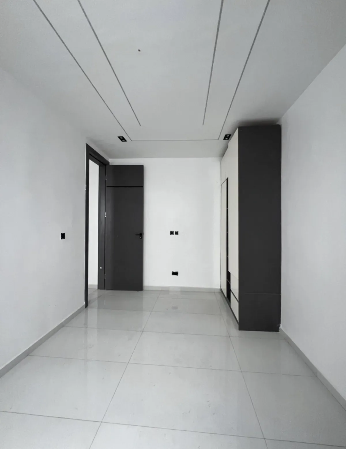 5 Bedroom fully detached - Image 10