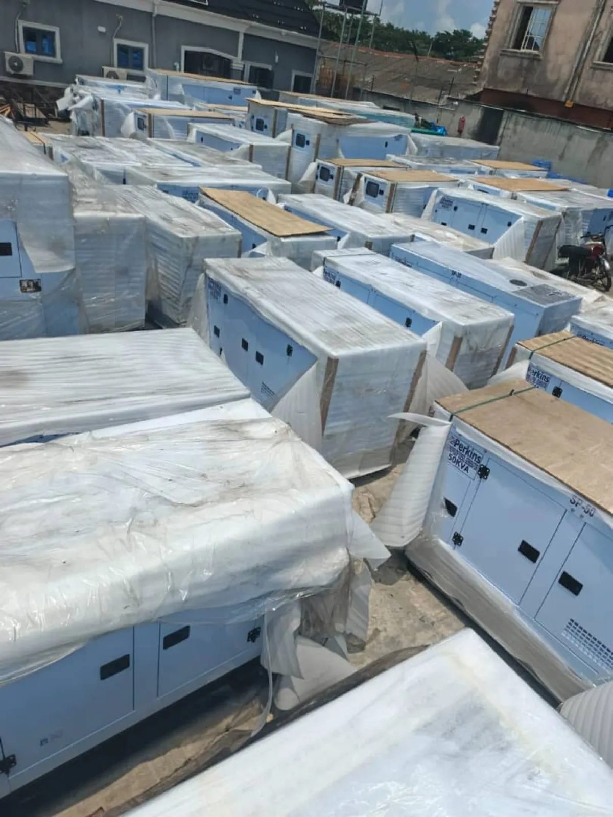 brand new 100kva perkins soundproof generator - Image 1