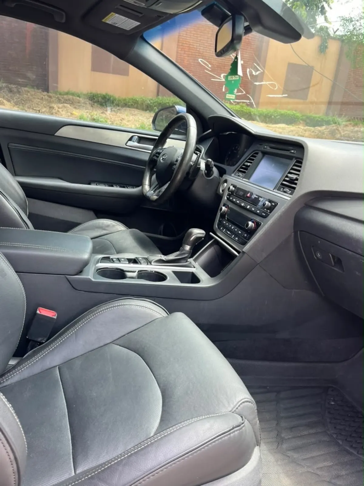 Foreign Used 2016 Hyundai Sonata Sport 2. 0T - Image 4