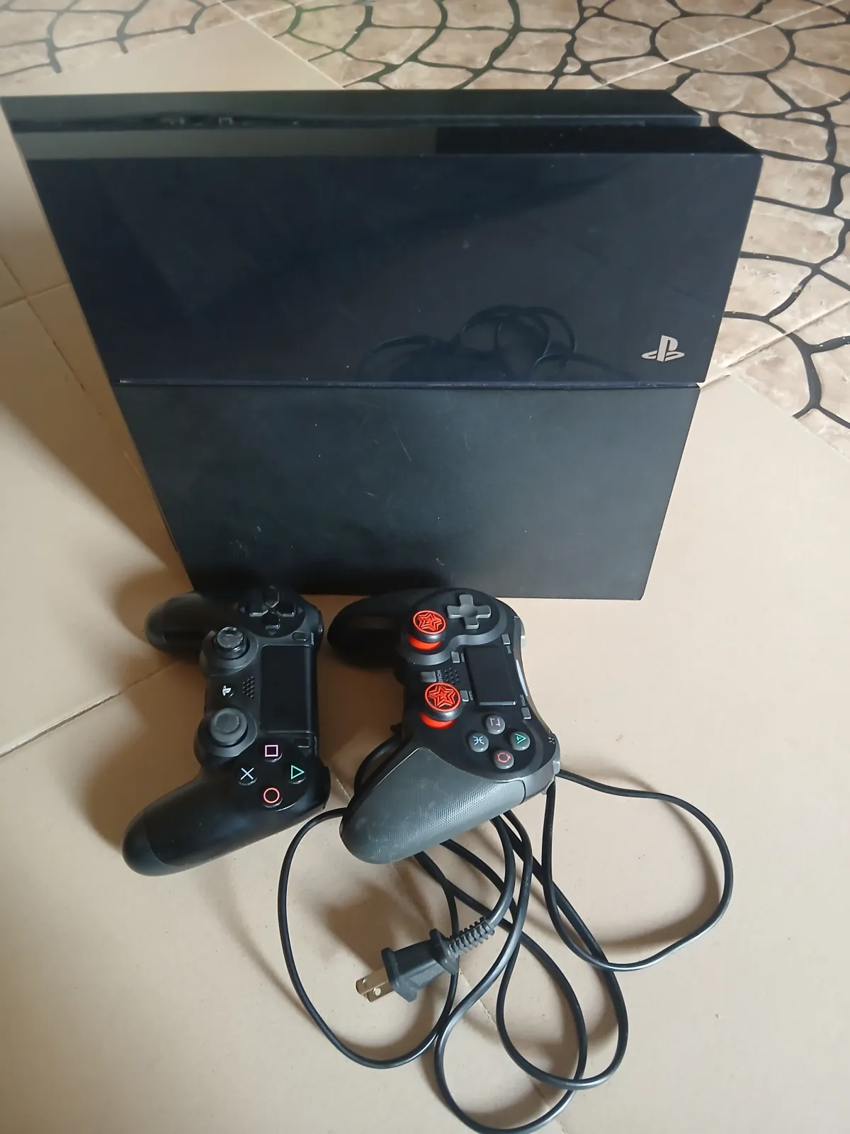 Playstation 4 - Image 3