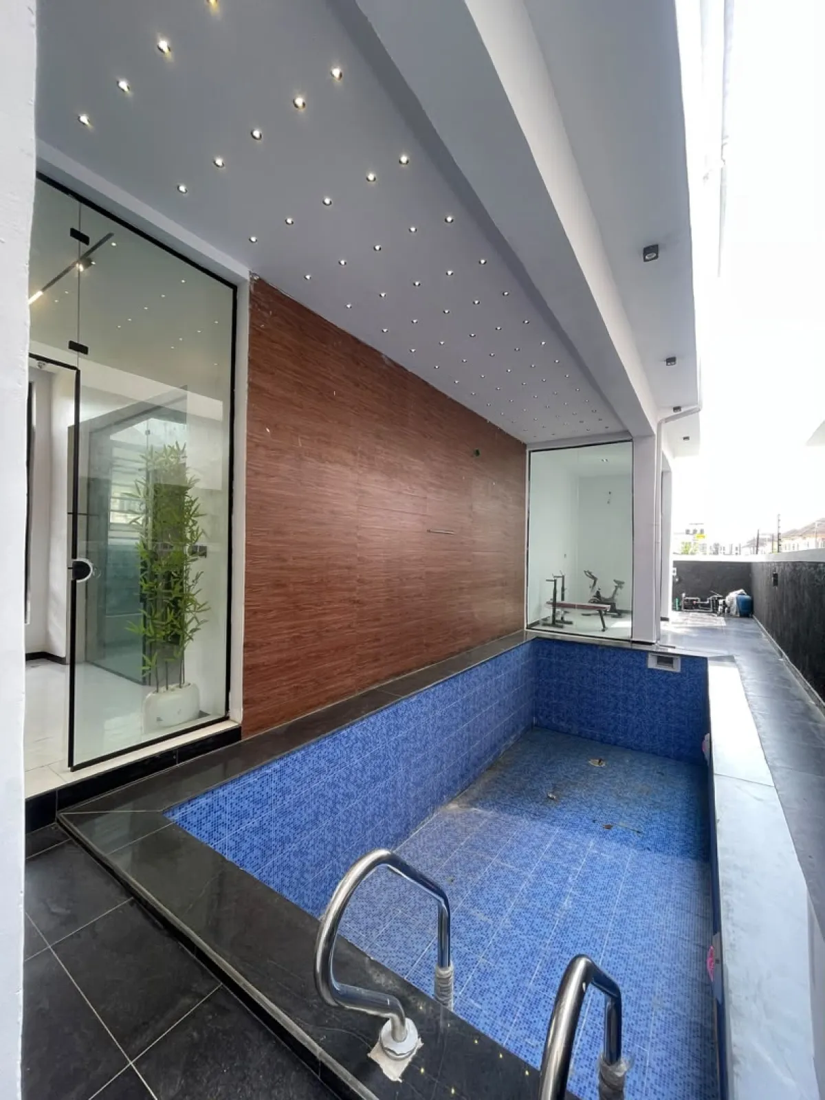 5 Bedroom fully detached duplex with pool and gym for sale - Image 9
