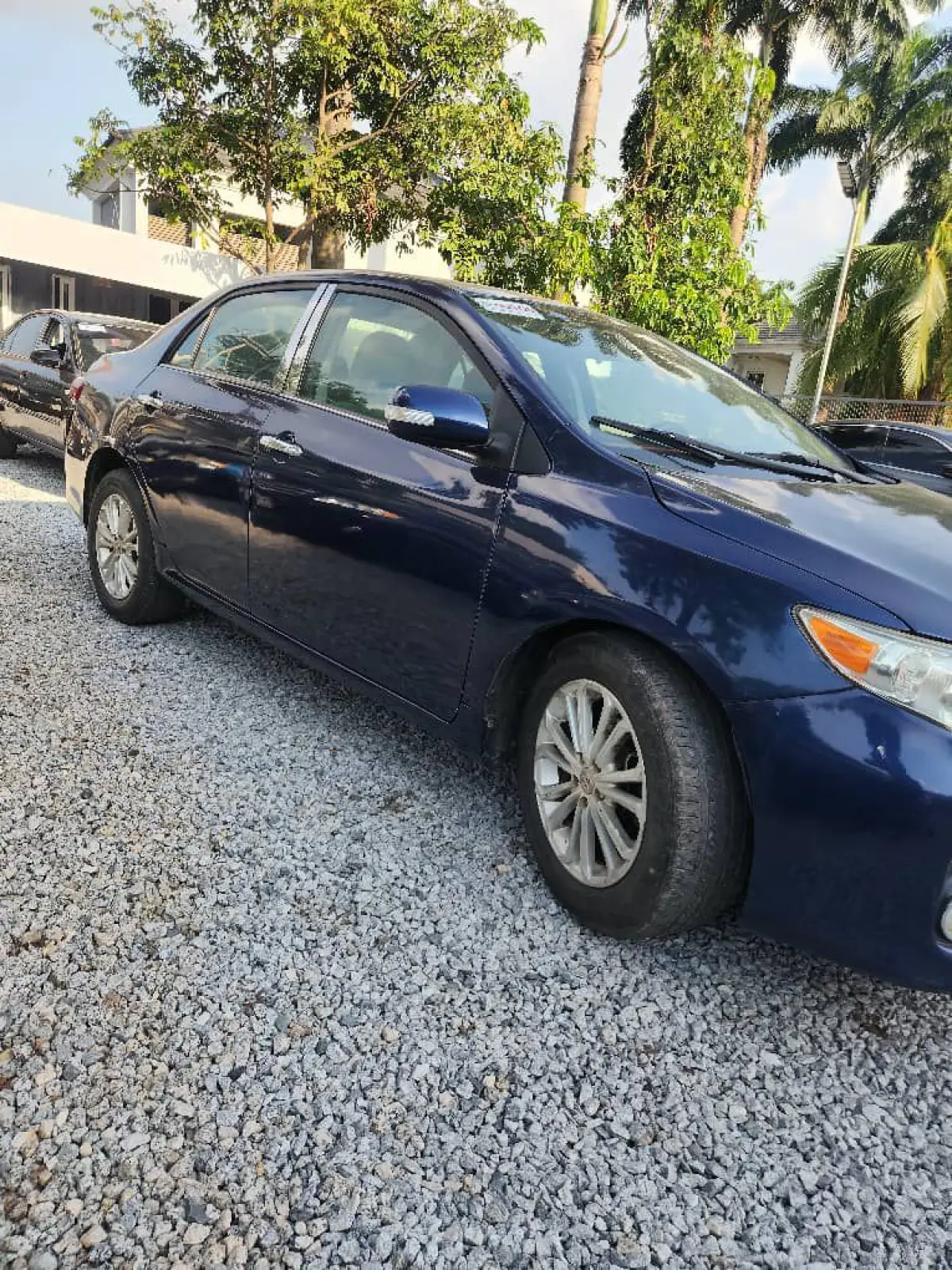 Toyota Corolla 2012 - Image 2