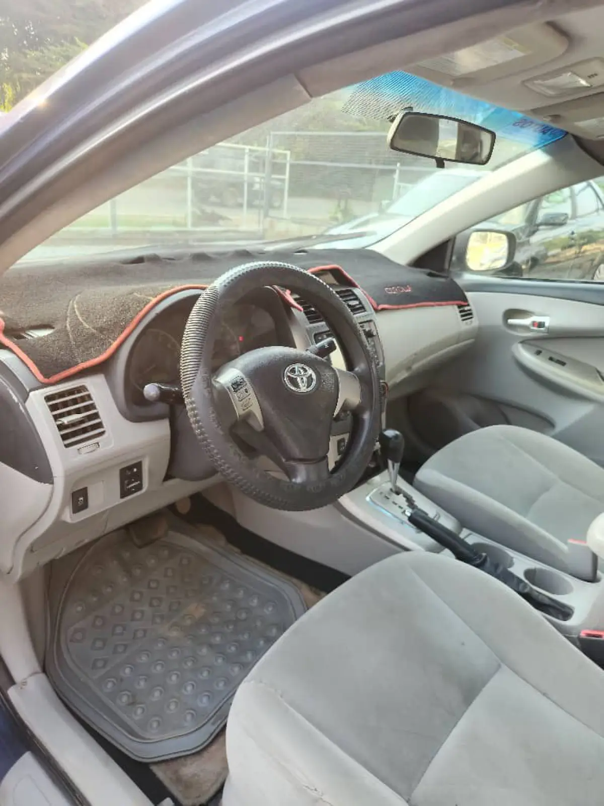 Toyota Corolla 2012 - Image 3