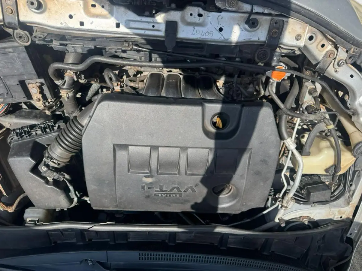 Toyota Corolla Le 08 - Image 2