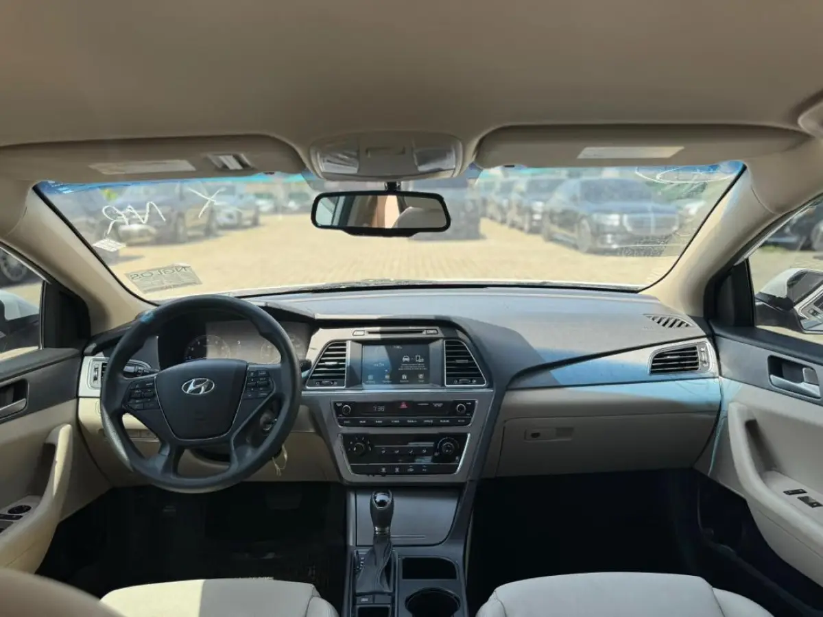 FOREIGN USED 2016 HYUNDAI SONATA FOR SALE - Image 2