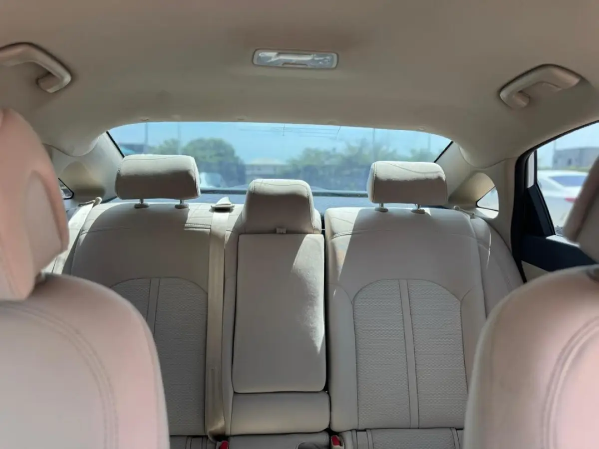 FOREIGN USED 2016 HYUNDAI SONATA FOR SALE - Image 4