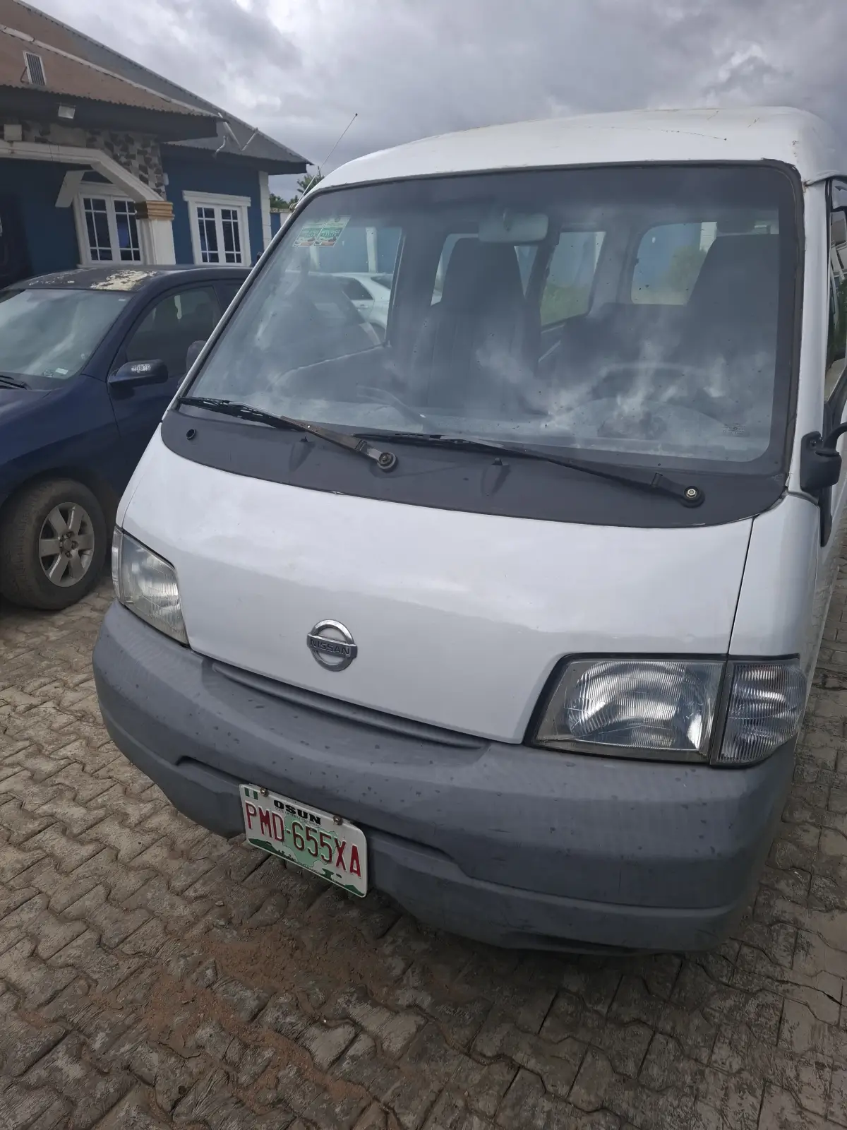 Tokunbo Nissan Bus Distress Sale - Image 1