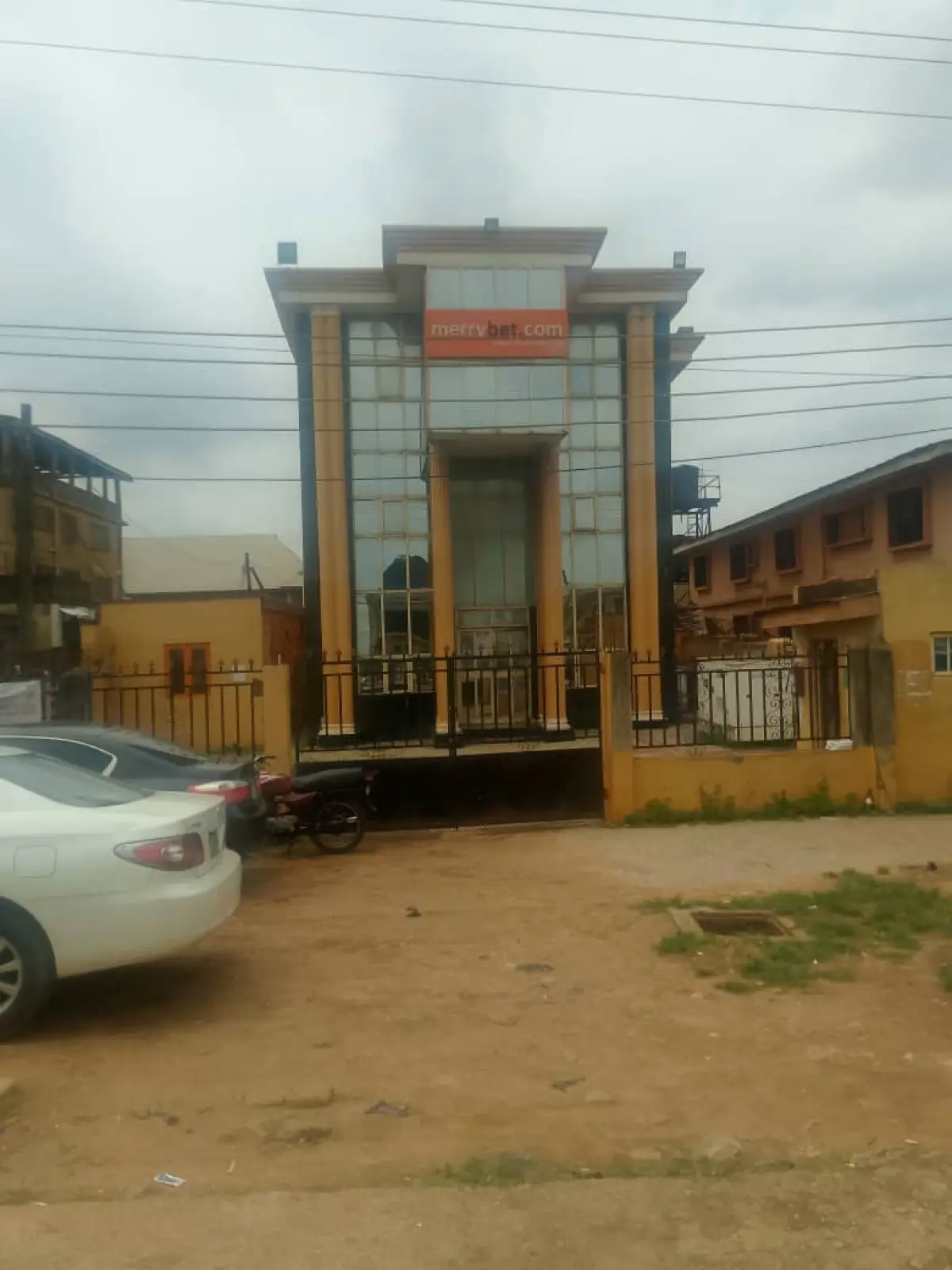 Commercial building Available for lease at iwo road area - Image 1