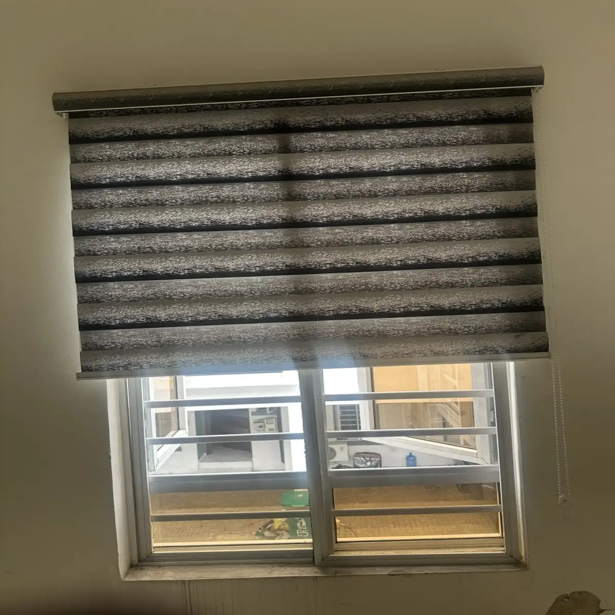 Window Blinds - Image 6