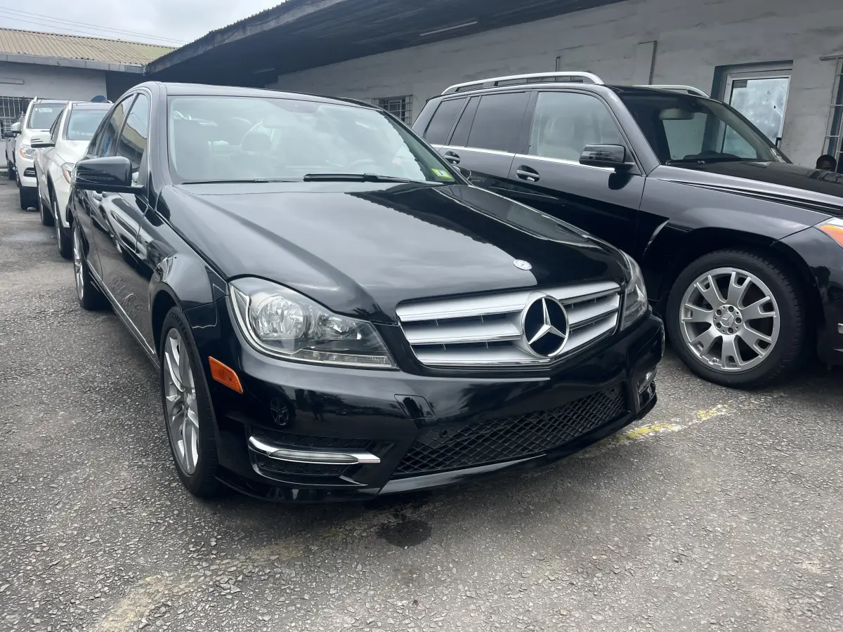 Foreign Used 2013 Mercedes Benz C300 - Image 2