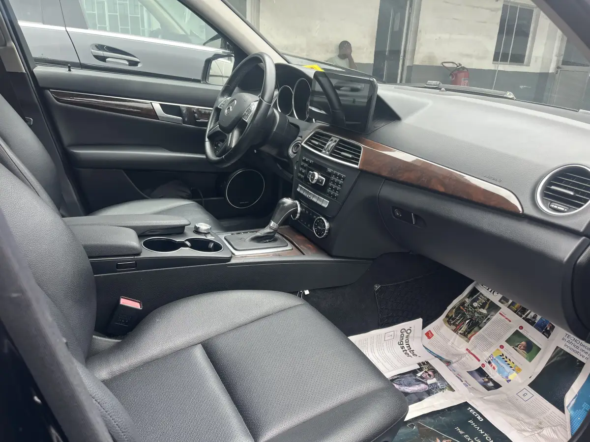 Foreign Used 2013 Mercedes Benz C300 - Image 4