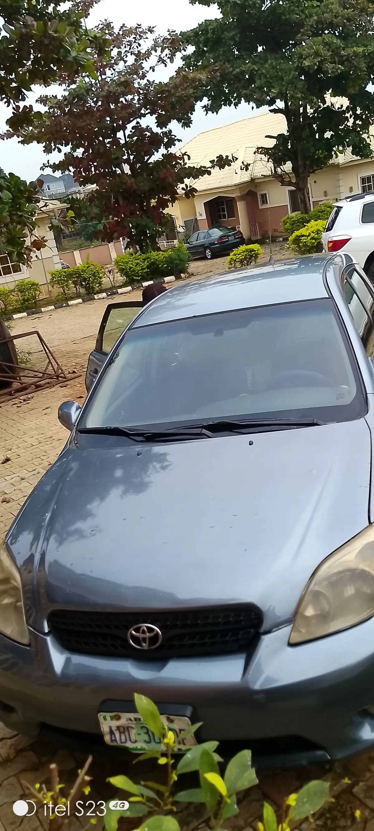 Toyota matrix - Image 1