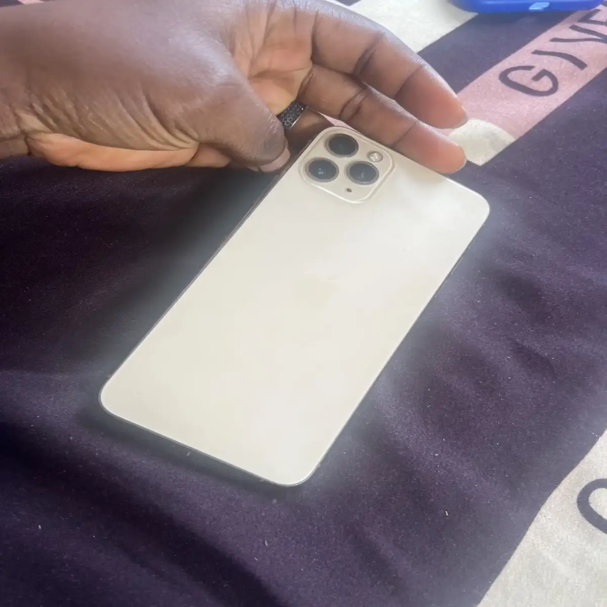 iPhone 11 Pro max - Image 2