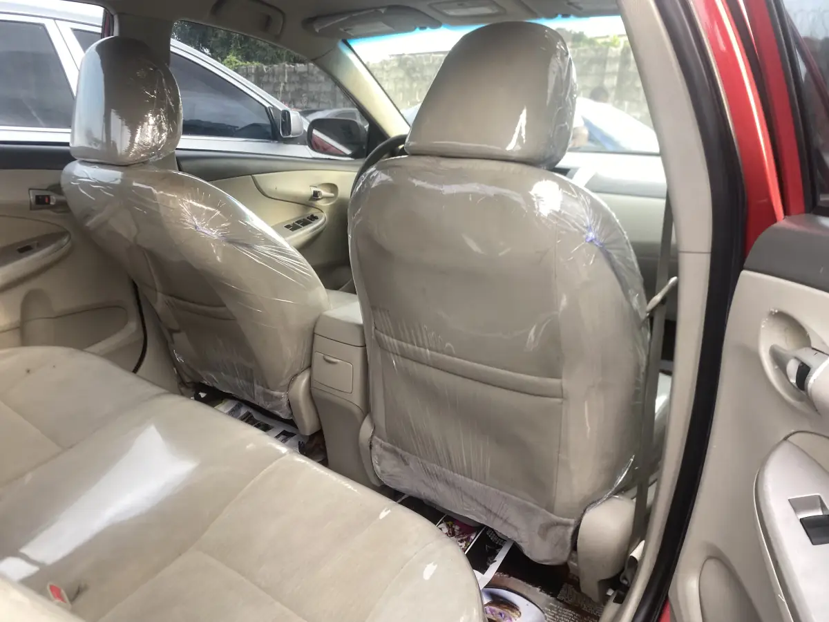 Foreign Used 2011 Toyota corolla - Image 5