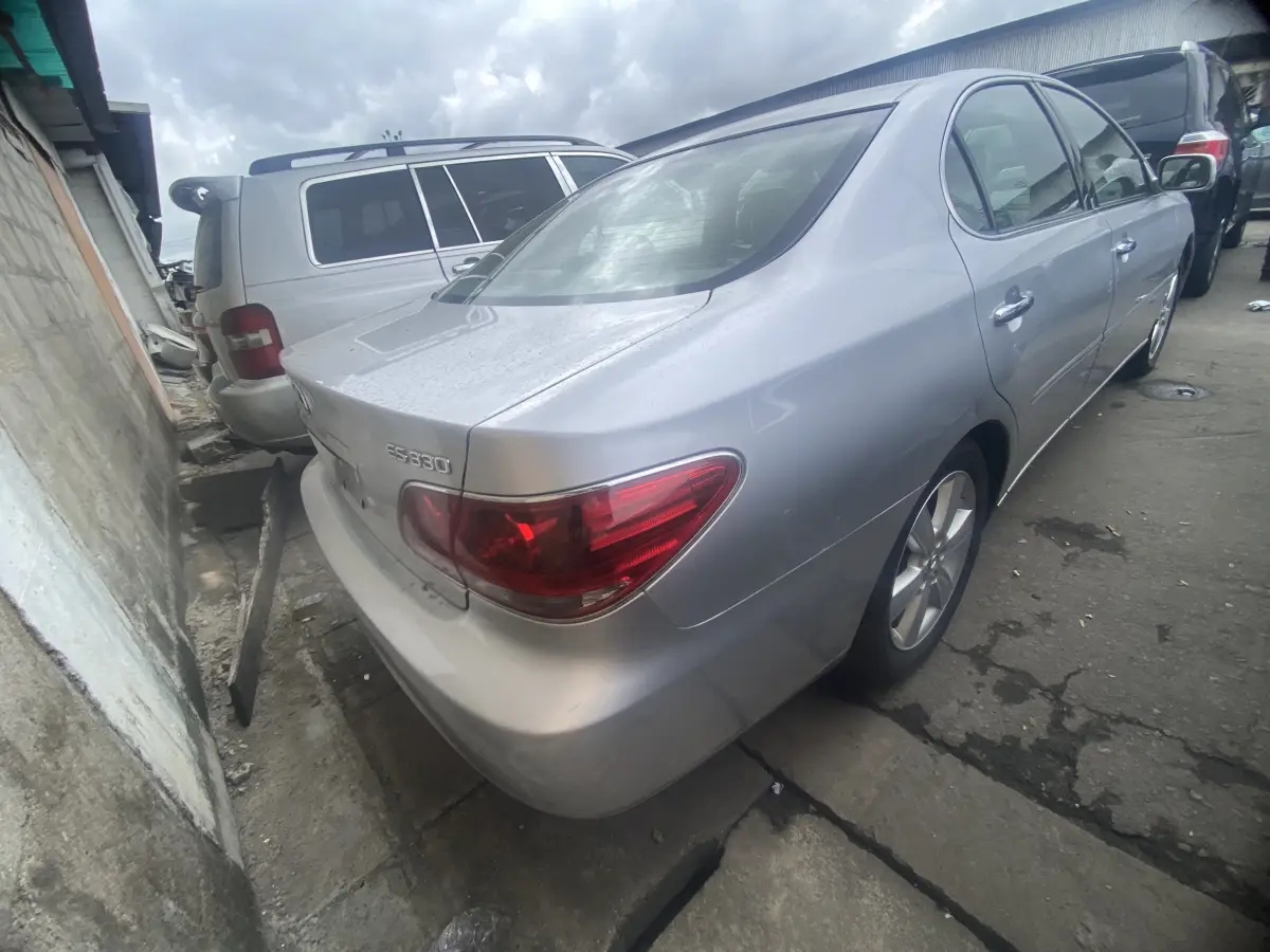Foreign Used 2005 lexus Es330 - Image 7