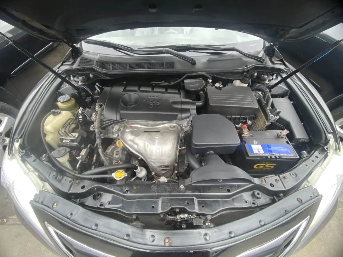 Foreign Used 2010 Toyota camry - Image 10