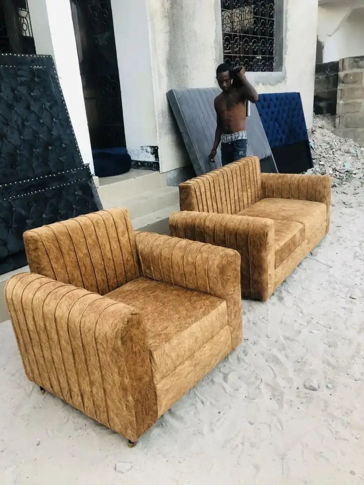 Room Chairs for sell - Image 5