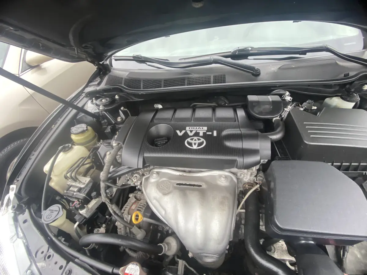 Foreign Used 2011 Toyota camry - Image 9