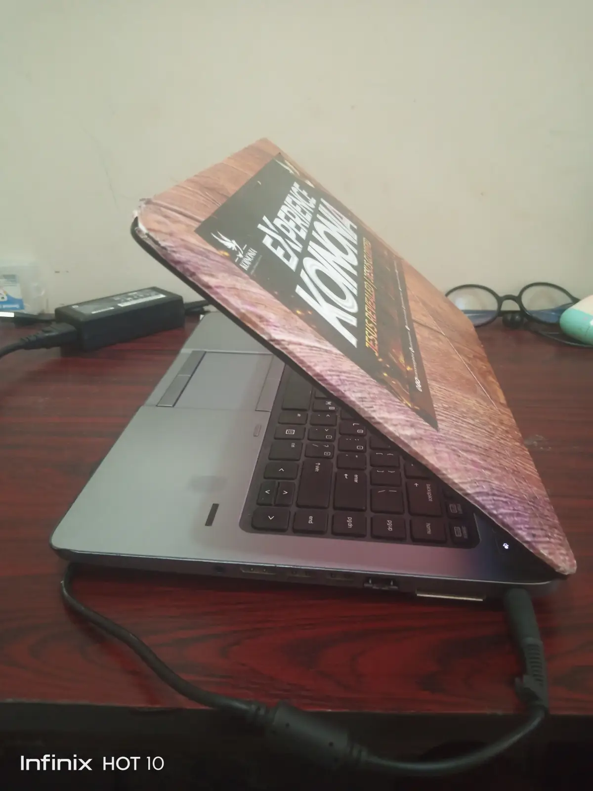 HP Laptop - Image 2