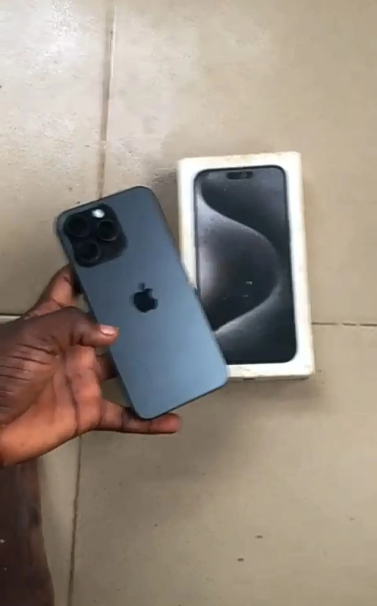 IPhone 15 pro max - Image 3