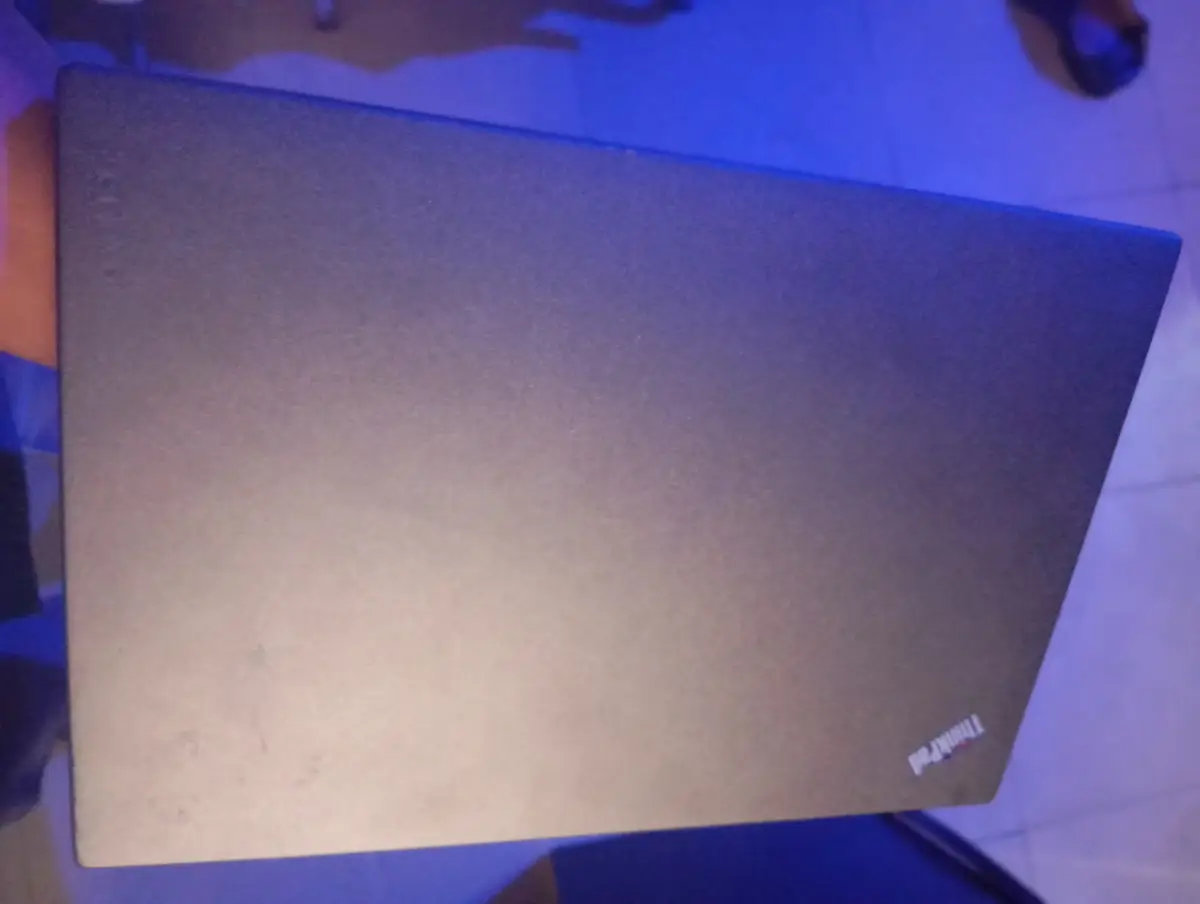 Lenovo ThinkPad i5 6th Gen, 16GB RAM, 238GB SSD, Windows 10 Pro - Image 3