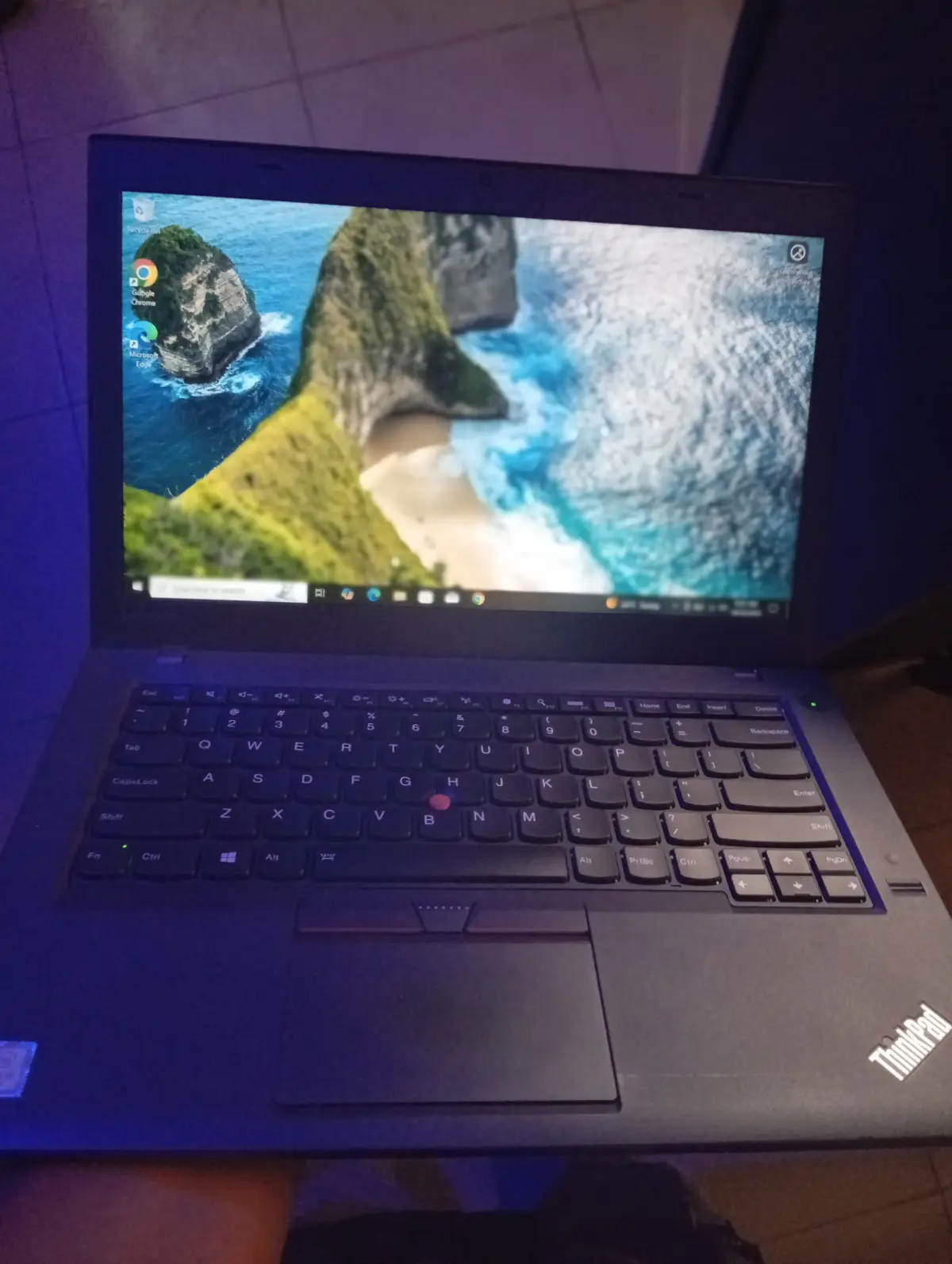 Lenovo ThinkPad i5 6th Gen, 16GB RAM, 238GB SSD, Windows 10 Pro - Image 4