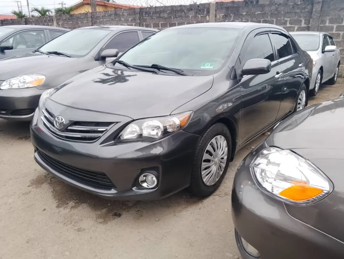 Foreign used 2010 Toyota corolla - Image 1