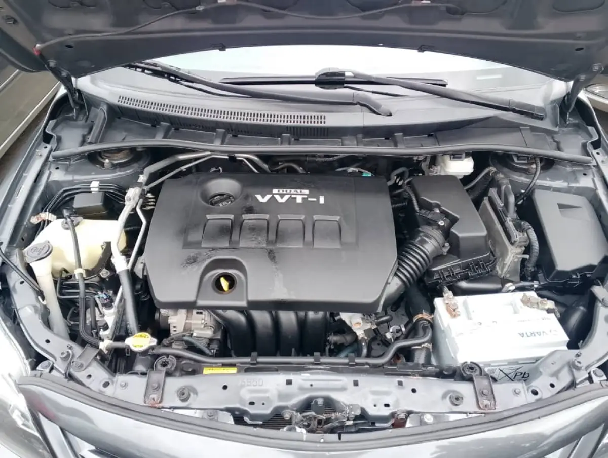 Foreign used 2010 Toyota corolla - Image 8