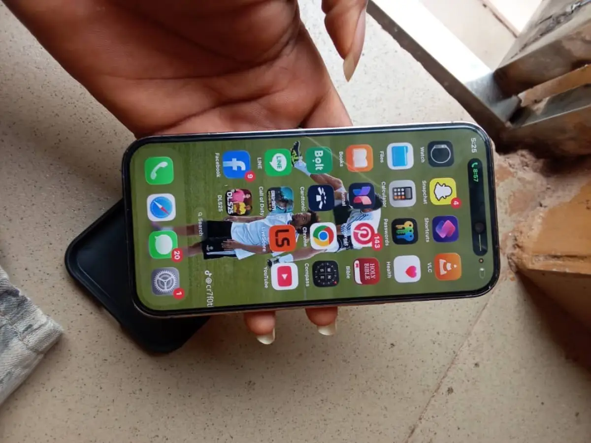 iPhone 14 Pro - Image 4