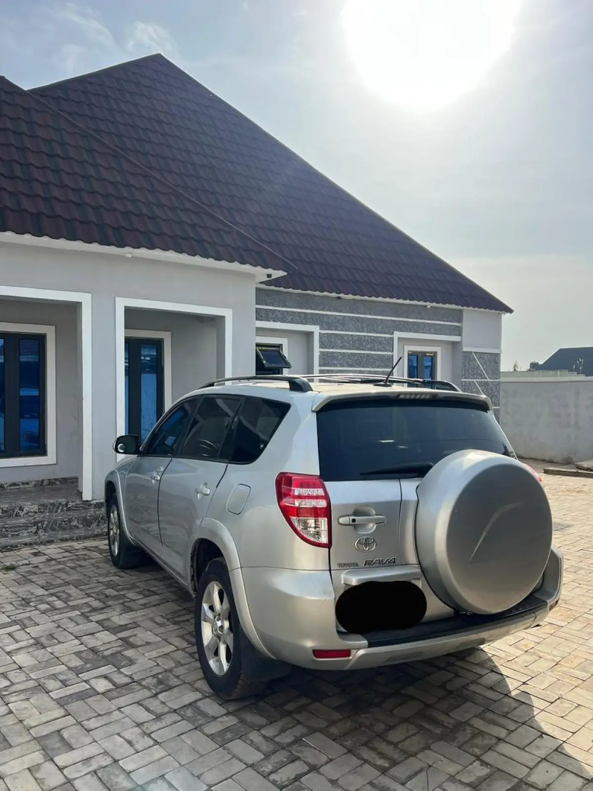 FIRST BODY KEYLESS 2010 TOYOTA RAV4 FOR SALE - Image 6