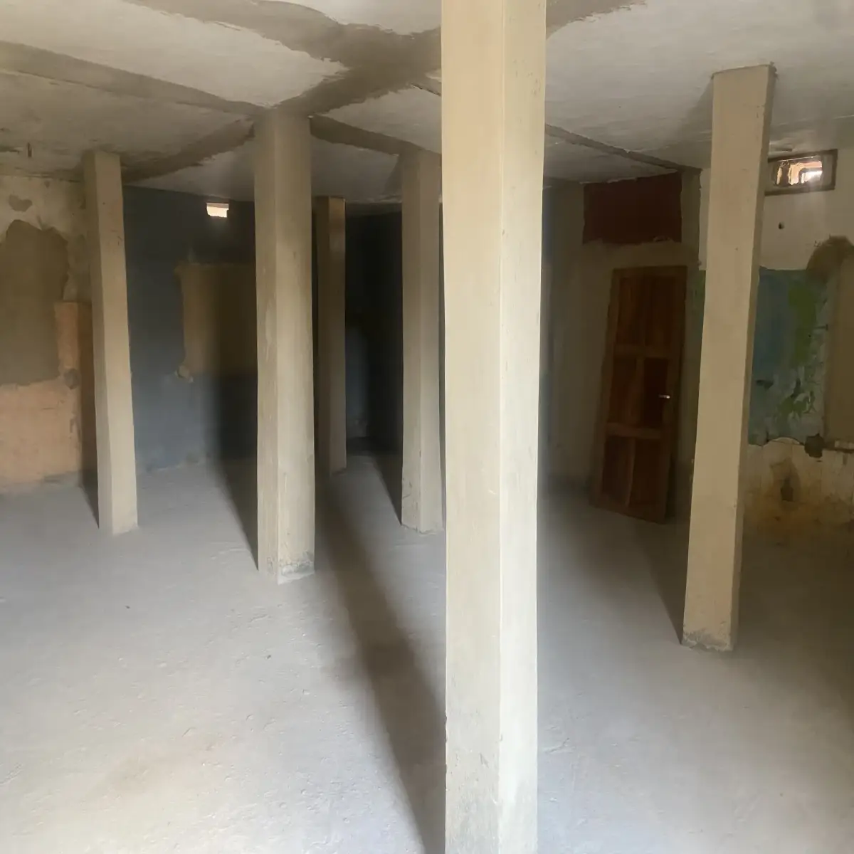 Warehouses available for rent at Ojo alaba international. - Image 1