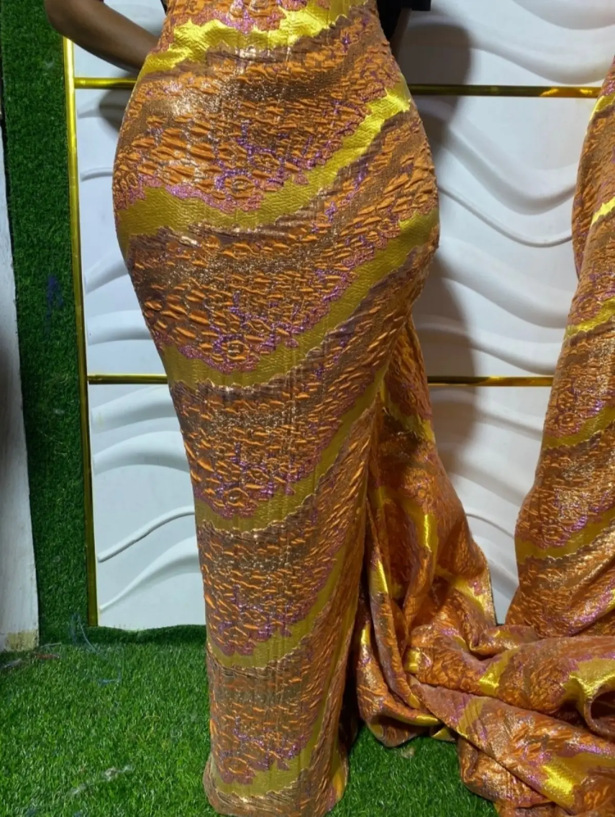 Quality fabrics at wholesale prices - Image 9