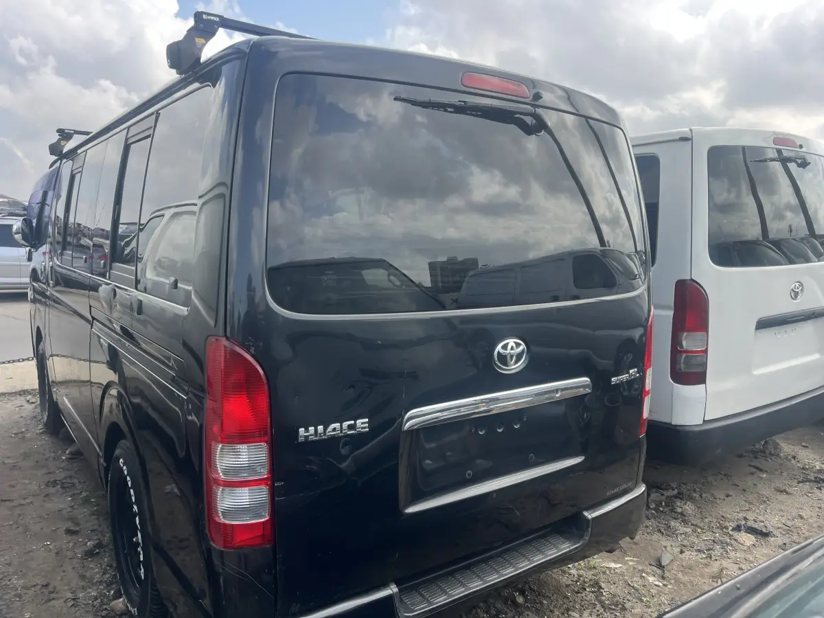 Foreign Used toyota Haice - Image 7