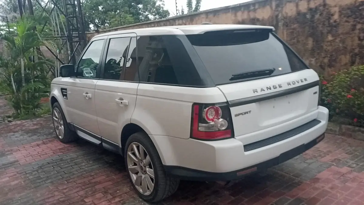 Range Rover 2013 Model - Image 1