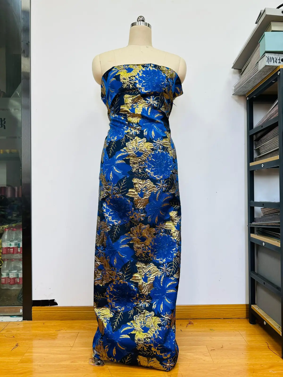 Quality fabrics at wholesale prices - Image 4